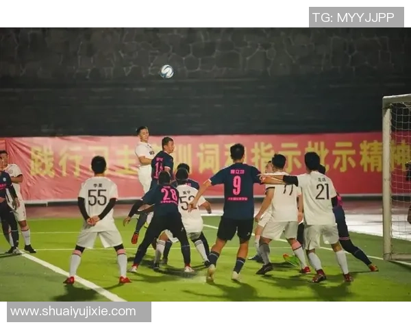 董说足球:深入解析足球战术与球员心理的完美结合之道 董说足球:深入解析足球战术与球员心理的完美结合之道